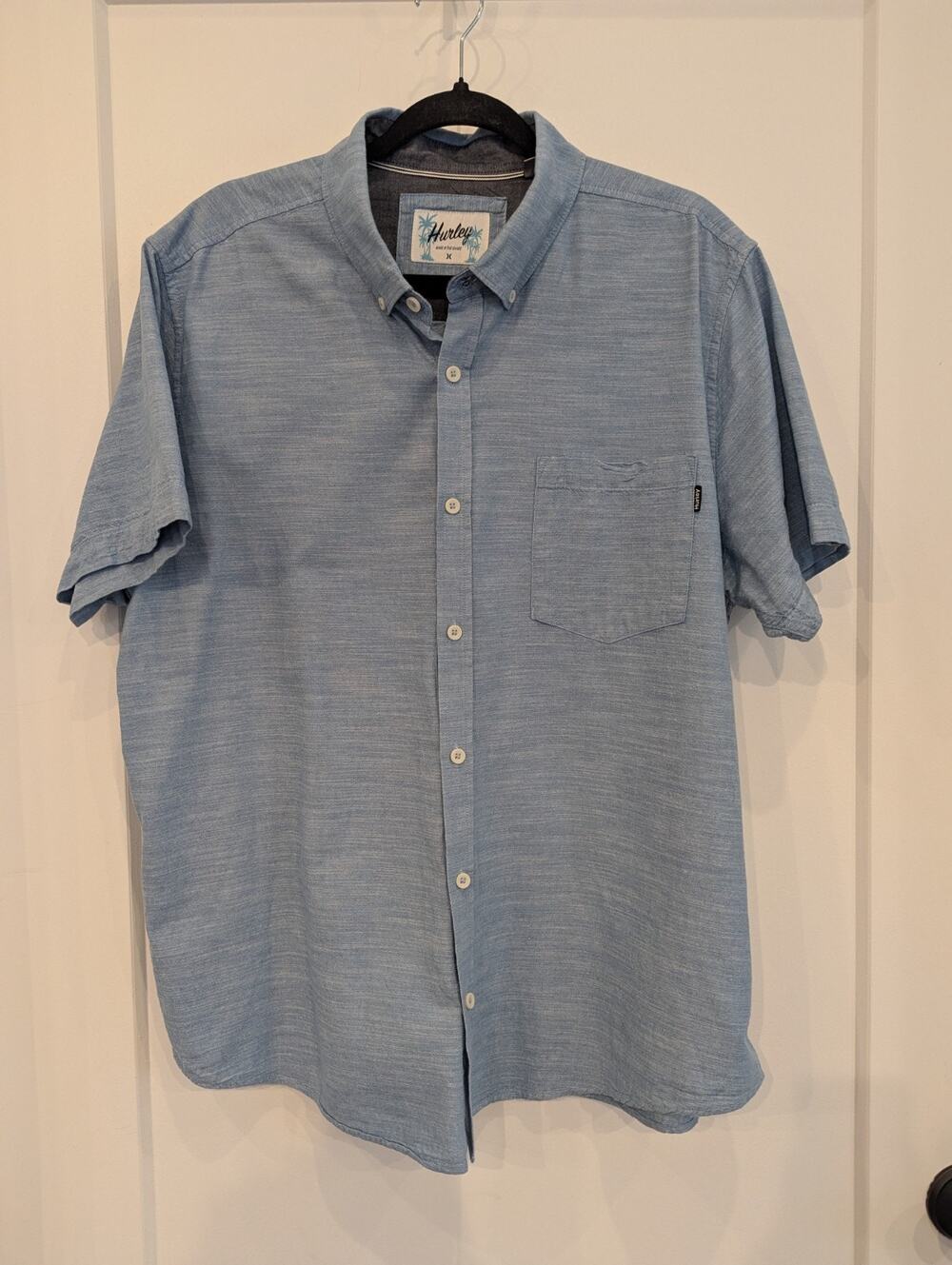 Hurley Mens XL Blue Slub Short Sleeve Button Down Shirt Standard Collection